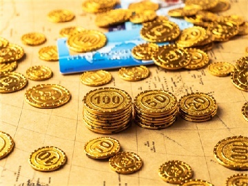 首架接撤离伊朗中国公民航班抵京，归途中的温情与力量